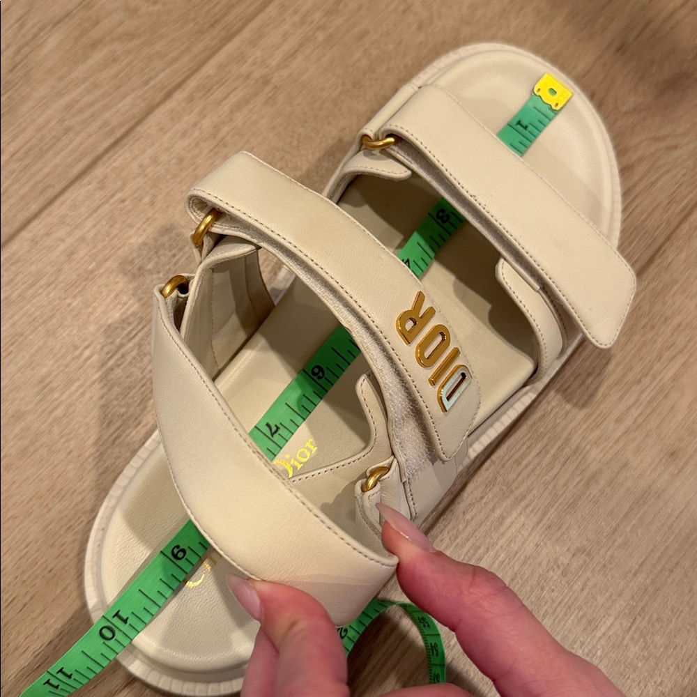 Dior Dioract Sandals in white/cream lambskin - Picture 5 of 5